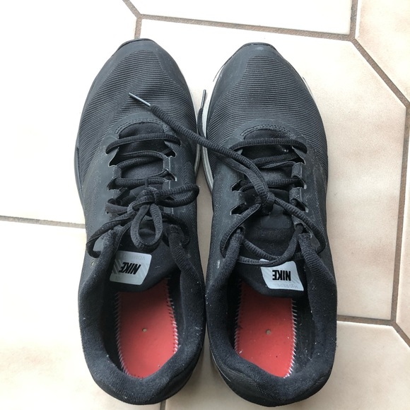 Mens Nike Vomero 8 size: 9 - Picture 3 of 9